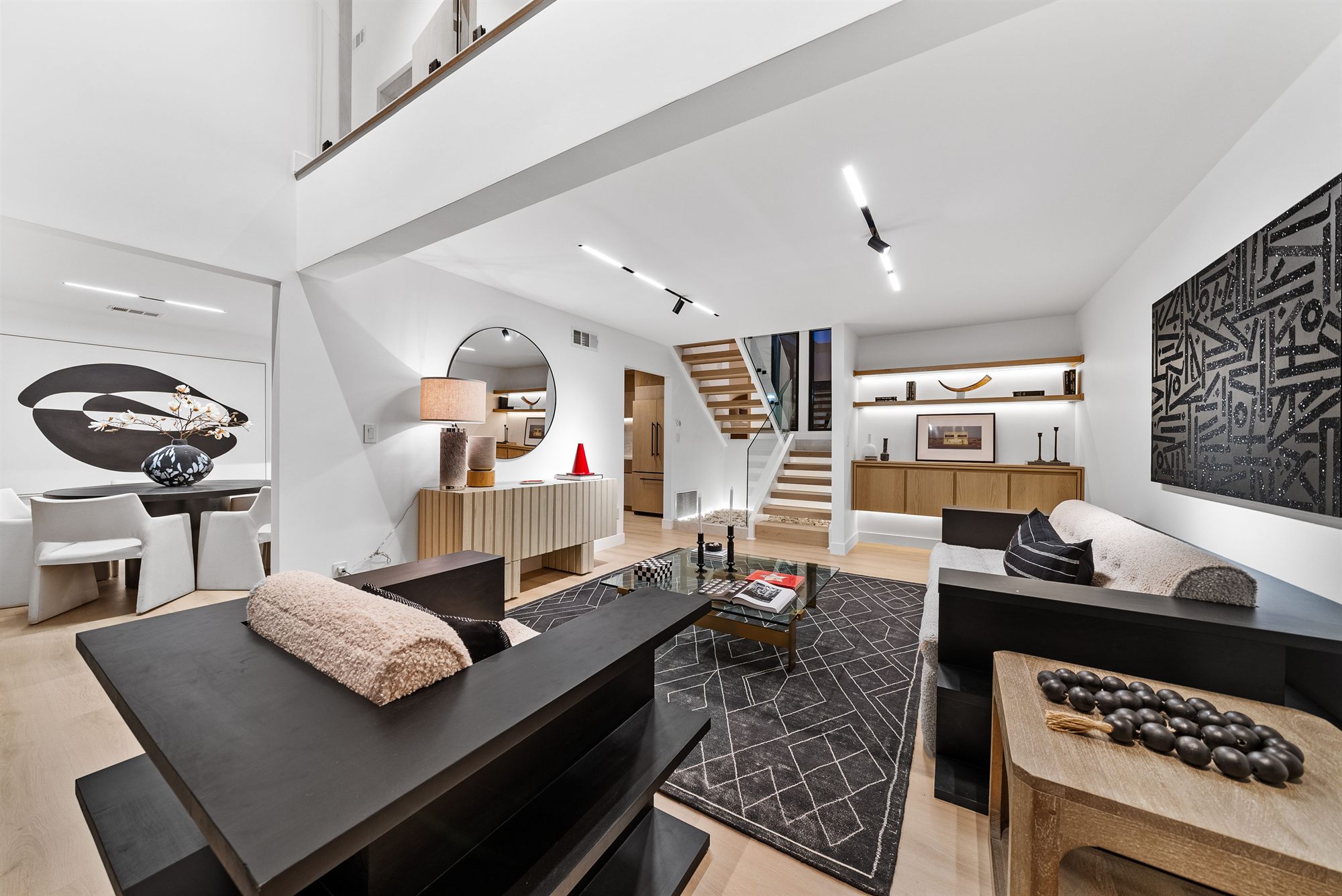 Lieon Housing residential interior — Caminito De Las Olas, Del Mar